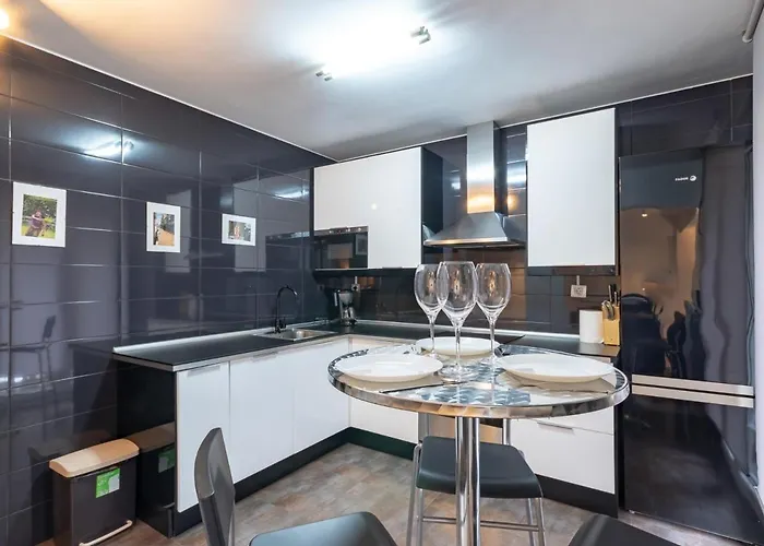 Sarriko - Deusto By Aston Apartmán Bilbao